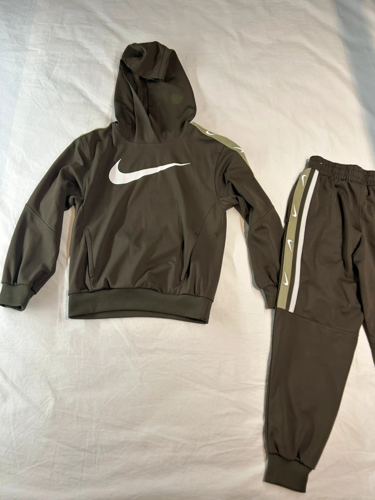 Ms Nike brown tracksuit set size 128 cm 8 years – photo 2